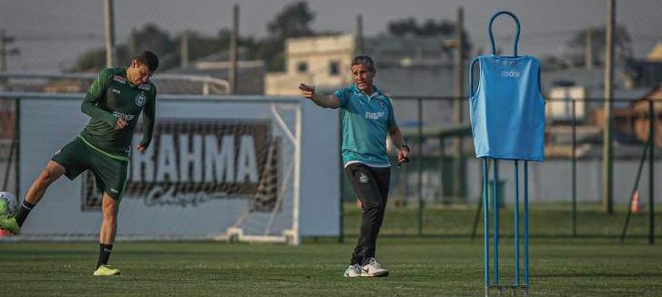 Em confronto direto contra o Z4, Coritiba visita Grêmio sem Ricardo Oliveira
