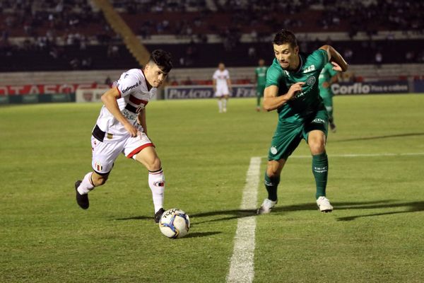 Focado em sair do Z4, Botafogo coloca atacante de xará paulista no radar