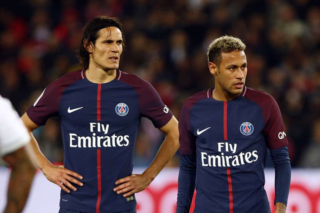 Depois de polêmicas, Cavani abre o jogo sobre relação com Neymar: 'Somos diferentes'