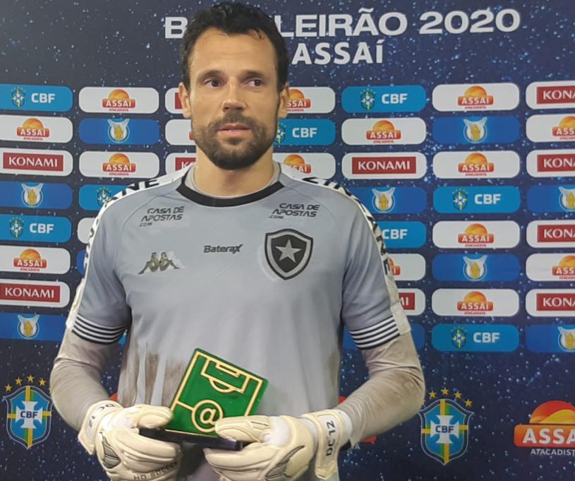 Decisivo na vitória contra o Palmeiras, Cavalieri mostra gratidão ao Botafogo