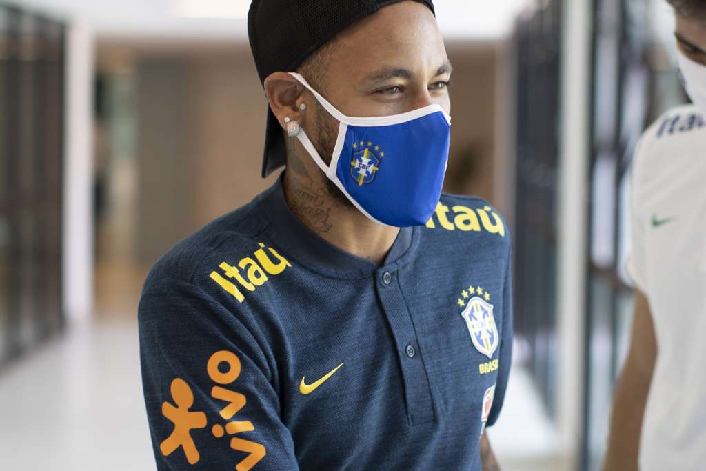Neymar não vai participar de último treino e Tite aguarda para definir a seleção