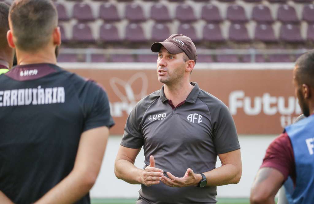 Léo Mendes falou sobre a preparação da Ferroviária para a partida contra o Mirassol (Foto: Thiago Pavini/Ferroviária)