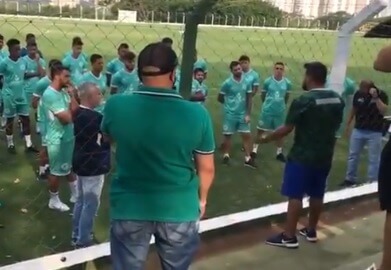Presidente do Goiás defende cobrança da torcida sobre o elenco: “Atitude normal”