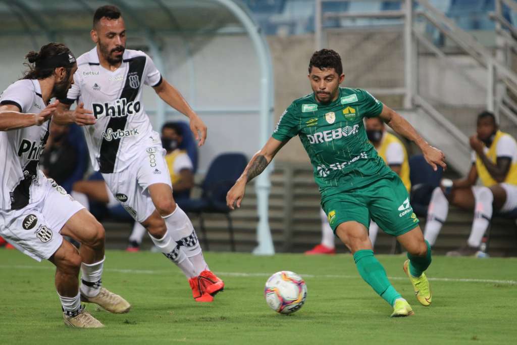 Cuiabá vence a Ponte Preta