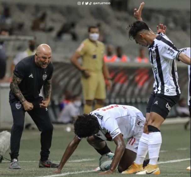 Vasco tenta se levantar no Brasileiro