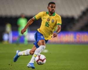 Renan Lodi vibra após estreia oficial pela seleção: 'Tem de ter personalidade'