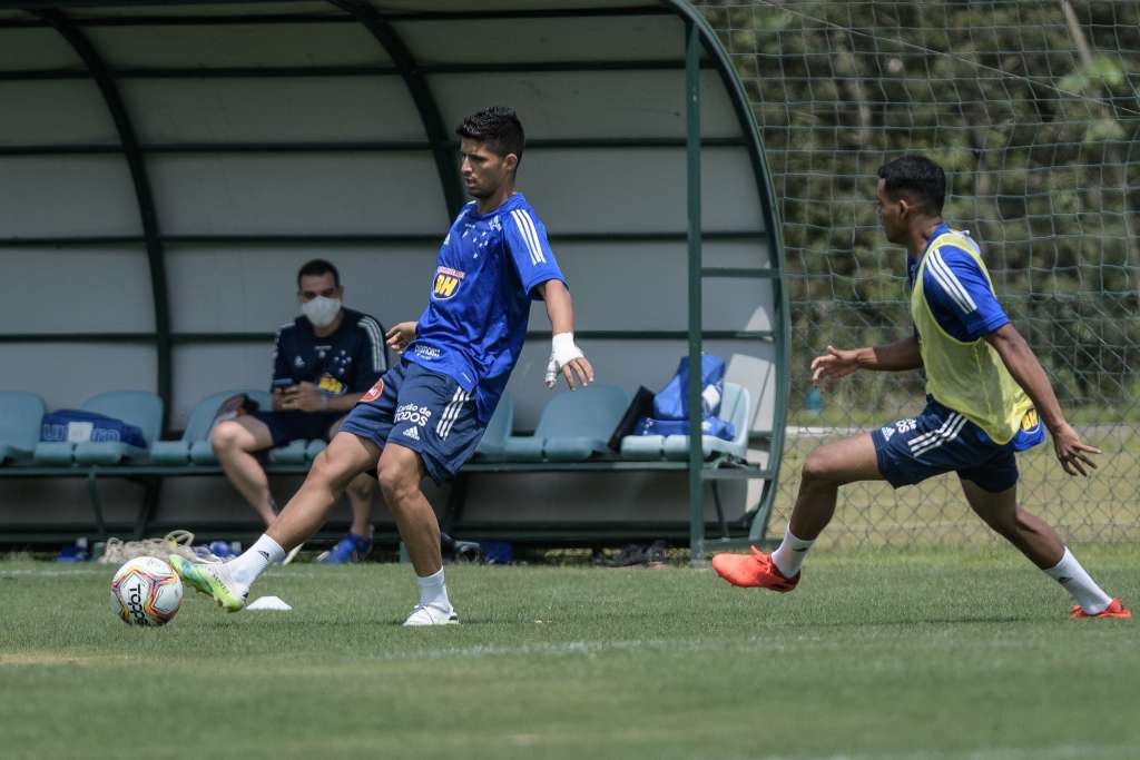 Cruzeiro tenta iniciar sua ‘arrancada’ na Série B diante do lanterna Oeste