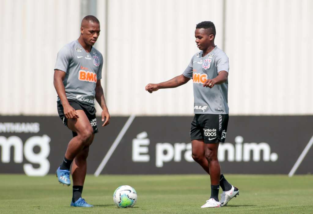 Corinthians tenta se “achar” contra adversário na briga contra o rebaixamento
