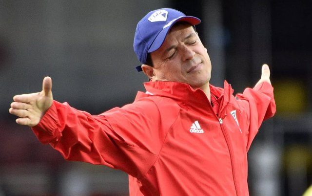 Fernando Diniz elogia postura são-paulina no clássico: ‘Time me agradou bastante’