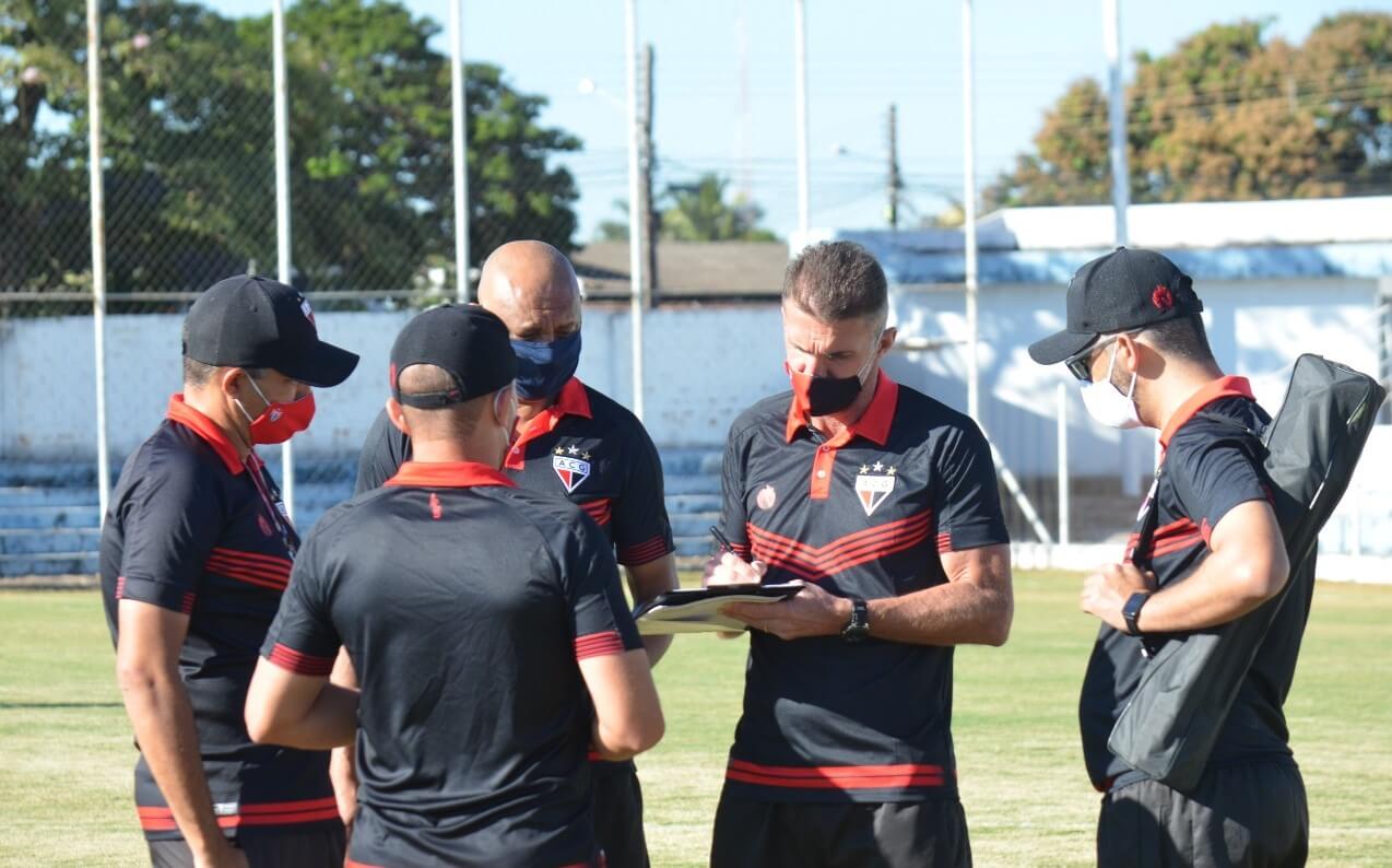 Mancini ameaça abandonar coletiva após pergunta sobre o Corinthians