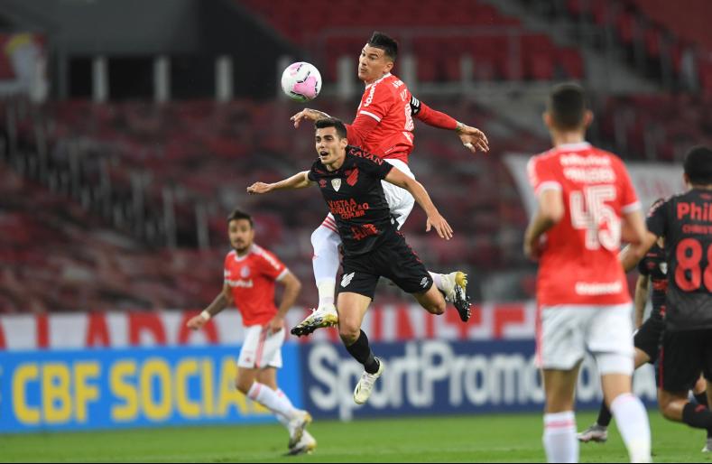 Sistema defensivo do Inter teve trabalho no segundo tempo