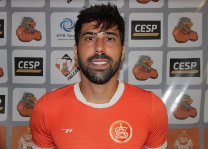Copa Paulista: Atibaia acerta com ex-zagueiro do Palmeiras