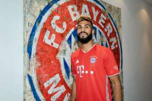 Ex-Paris Saint-Germain, atacante Choupo-Moting é apresentado no Bayern de Munique