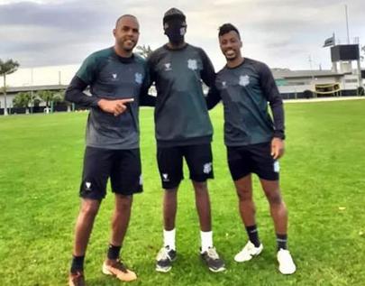 Atacante de 39 anos tem nome no BID e pode estrear pelo Figueirense que tentou adiar jogo