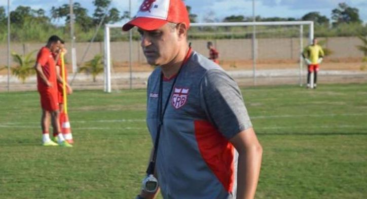 Problemas para Marcelo Cabo. (Foto: Divulgação)