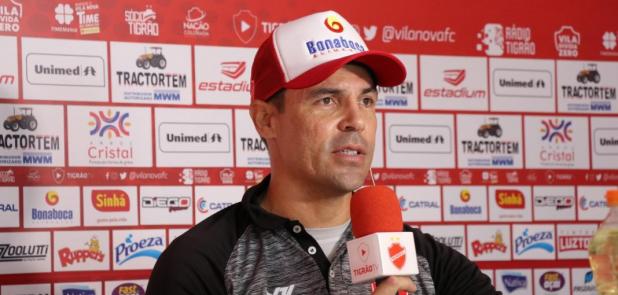 Série C: ‘O Vila não depende de ninguém’, exalta técnico após vitória sobre Manaus