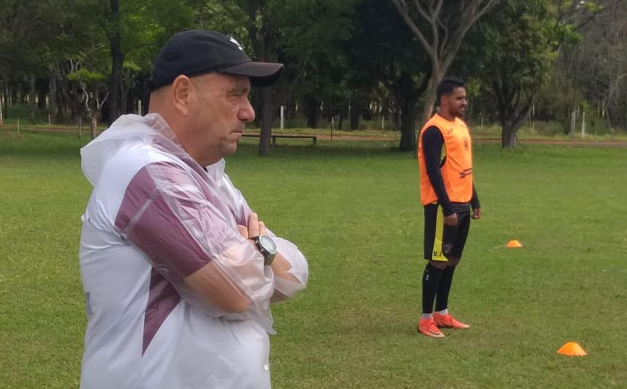 Segundona: ‘Esperamos ser um dos candidatos ao acesso’, diz técnico do Vocem