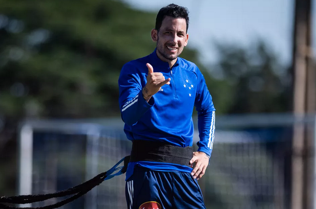 Cruzeiro confirma empréstimo de volante para clube do Brasileirão