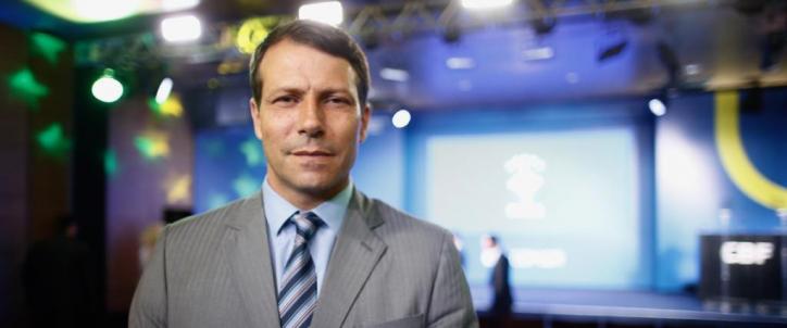 Que várzea! Leonardo Gaciba admite erro do VAR em Atlético-MG e São Paulo