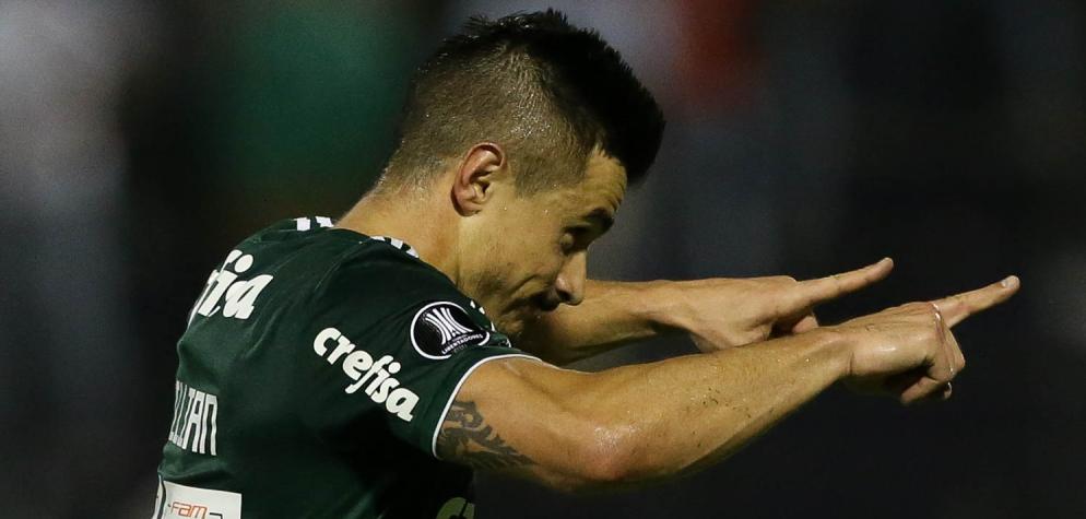 Willian aponta comprometimento no Palmeiras: ‘Um grupo de homens de caráter’