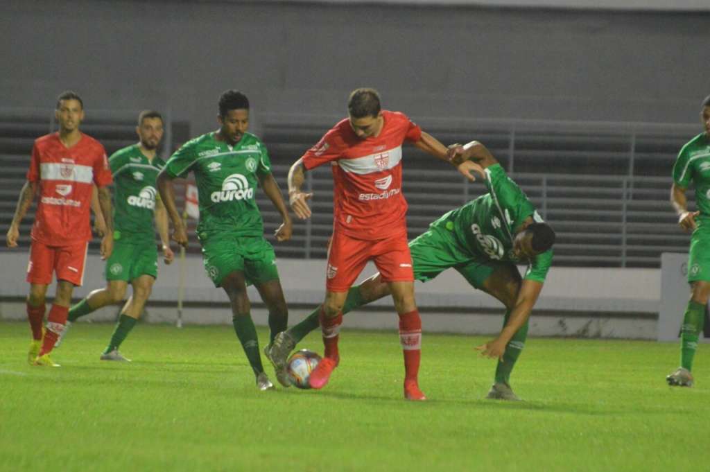 Chapecoense venceu o CRB no Rei Pelé (Foto: Gustavo Henrique/CRB)