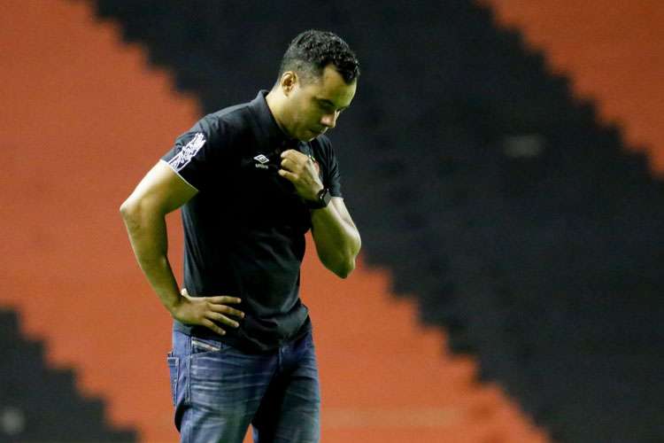 Jair Ventura lamenta novo tropeço do Sport, mas garante: “Estamos juntos”
