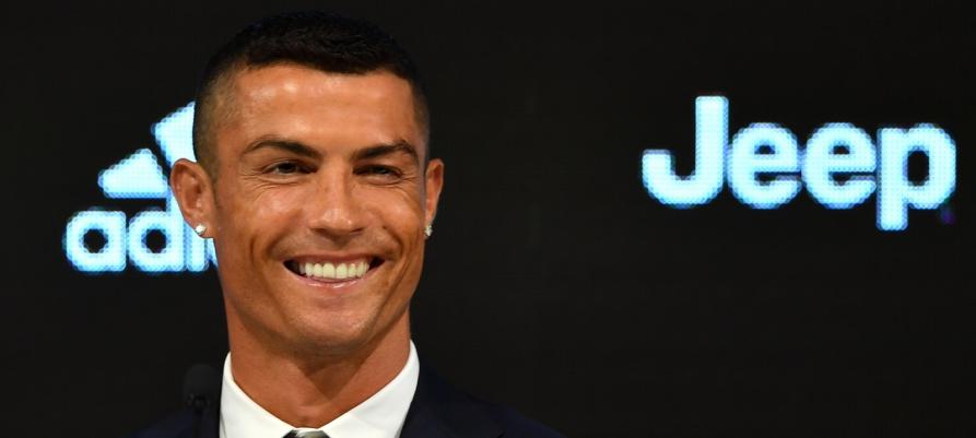 Juventus estaria disposta a envolver CR7 e R$ 2,5 bilhões para ter atacante do PSG