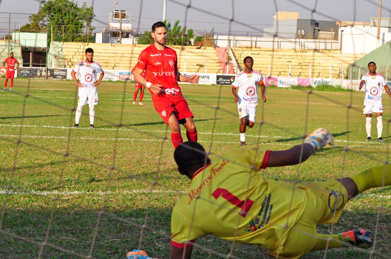 FPF divulga arbitragem para rodada de ida das quartas do Paulista A3