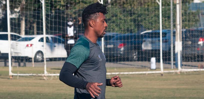 Série B: Figueirense confirma Arouca e mais três jogadores com Covid-19