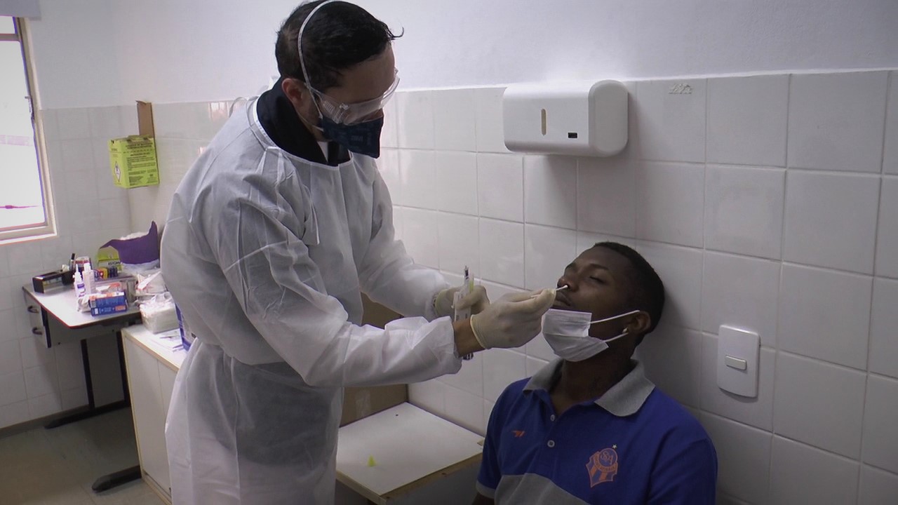 Copa Paulista: Perto da estreia, Atibaia realiza testes de covid-19 em seu elenco