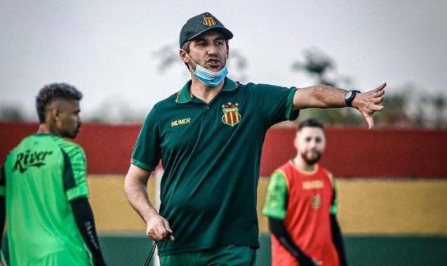 Bolívia Querida embalou geral. (Foto: Lucas Almeida / Sampaio Corrêa)