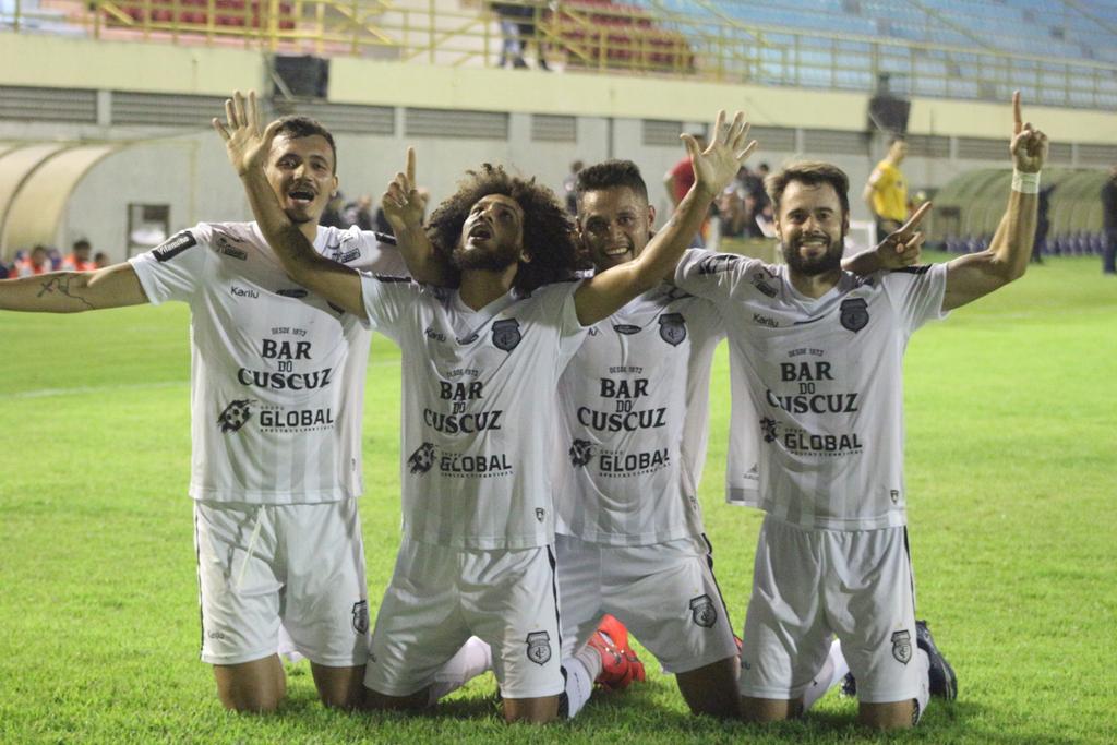 Treze-PB x Santa Cruz-PE – Embalado, Galo recebe líder e sonha com G4