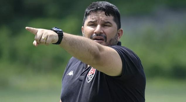 Barroca elogia Chapecoense, mas espera que Vitória possa reverter a situação