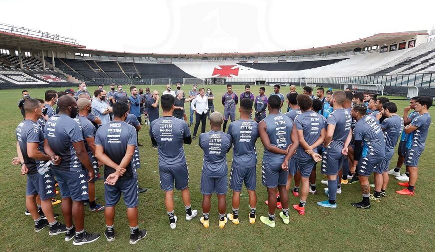 Treinador português diz que quer ajudar o Vasco e fazer a torcida feliz