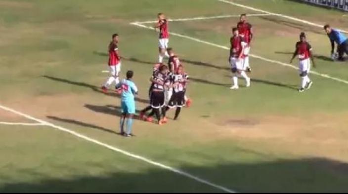 Santos-AP 2 x 2 Moto Club-MA – Empate justo em duelo com 5 expulsões