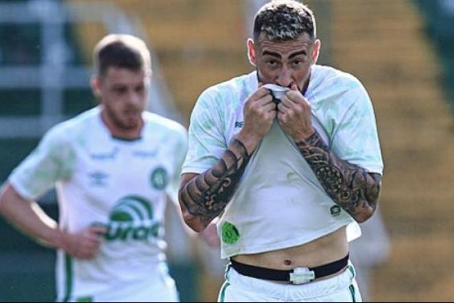 Moccelin marcou pela Chapecoense em casa