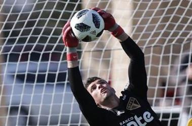 Tiago Volpi lamenta empate no Morumbi, mas reconhece boa atuação do Grêmio