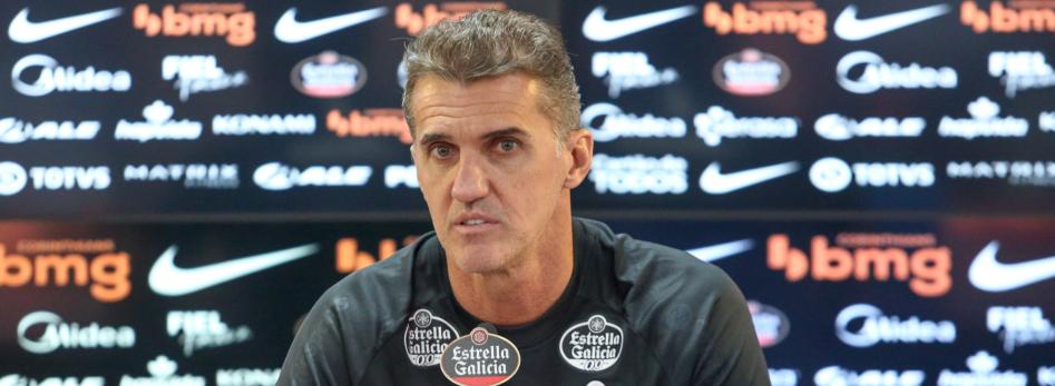 Mancini critica postura corintiana e falta de ajuda mútua: ‘Jogamos muito abaixo’