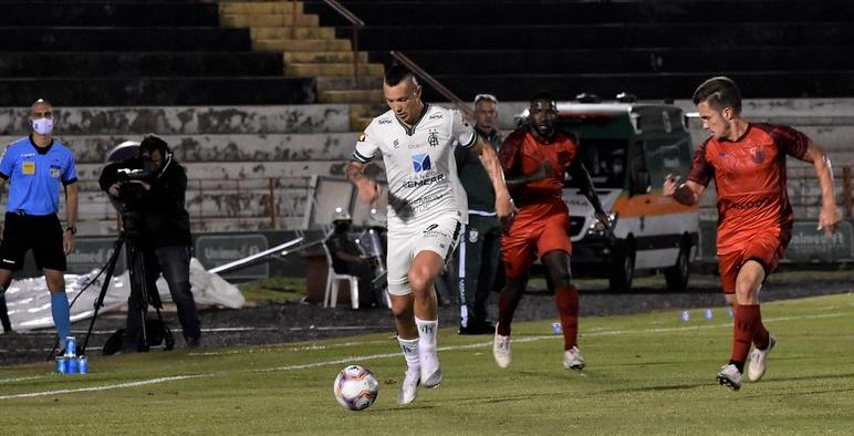 Marcelo Toscano foi o ponto alto do América Marcelo Toscano foi o ponto alto do América