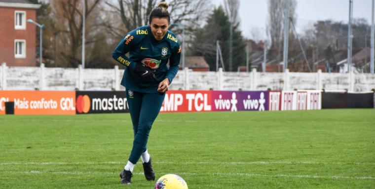 Feminino: Por lesão, Bia Zaneratto, Antonia e Andressa Alves são cortadas da Seleção
