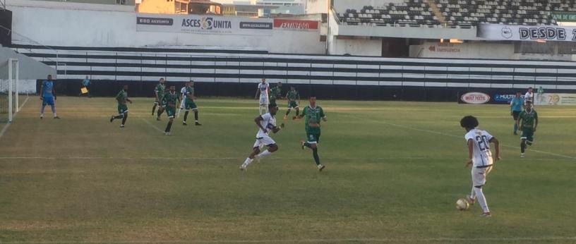 Central-PE vence a primeira na Série D ao golear o Coruripe-AL (Foto: Carlos Recúpero / Central SC) - Carlos Recúpero / Central SC