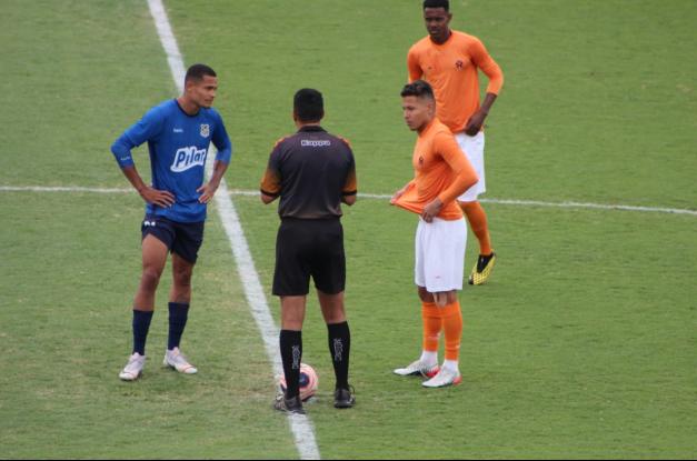 Em grande atuação, Atibaia vence Água Santa em amistoso