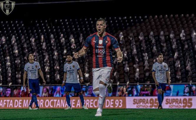 Grêmio fica próximo da contratação de centroavante do Cerro Porteño