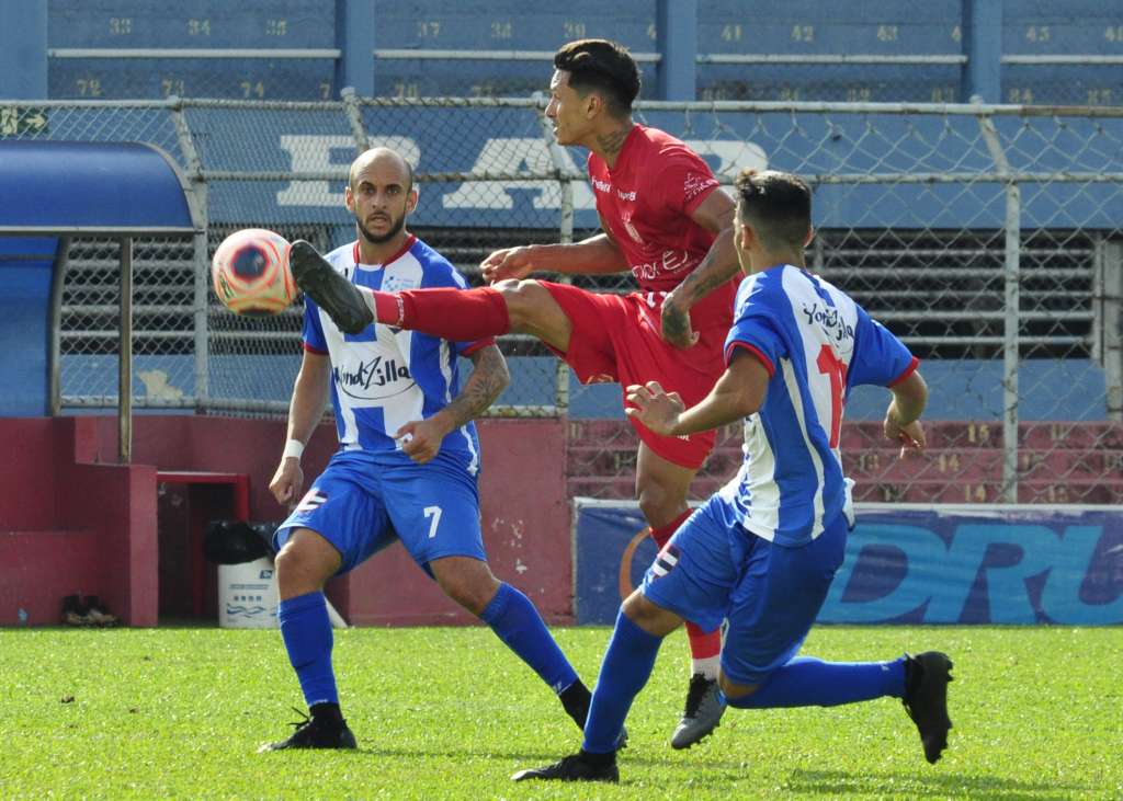 No jogo de ida, o Noroeste ficou no empate sem gols com o Nacional (Foto: Bruno Freitas/Noroeste)