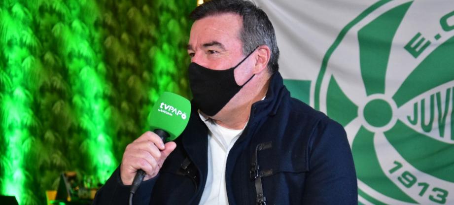 Atacante volta, mas Pintado perde ex-Flu e mais um para pegar Avaí