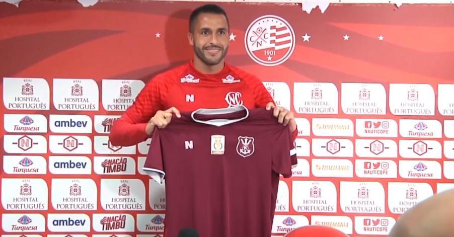 Série B: Náutico terá como titular zagueiro que ficou machucado por sete meses