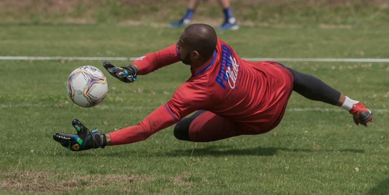 Cuiabá x Paraná – Ameaçado na liderança, Dourado recebe Tricolor em jejum de vitórias