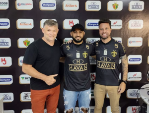 Série C: Brusque-SC renova com 'cão de guarda' até o final de 2021