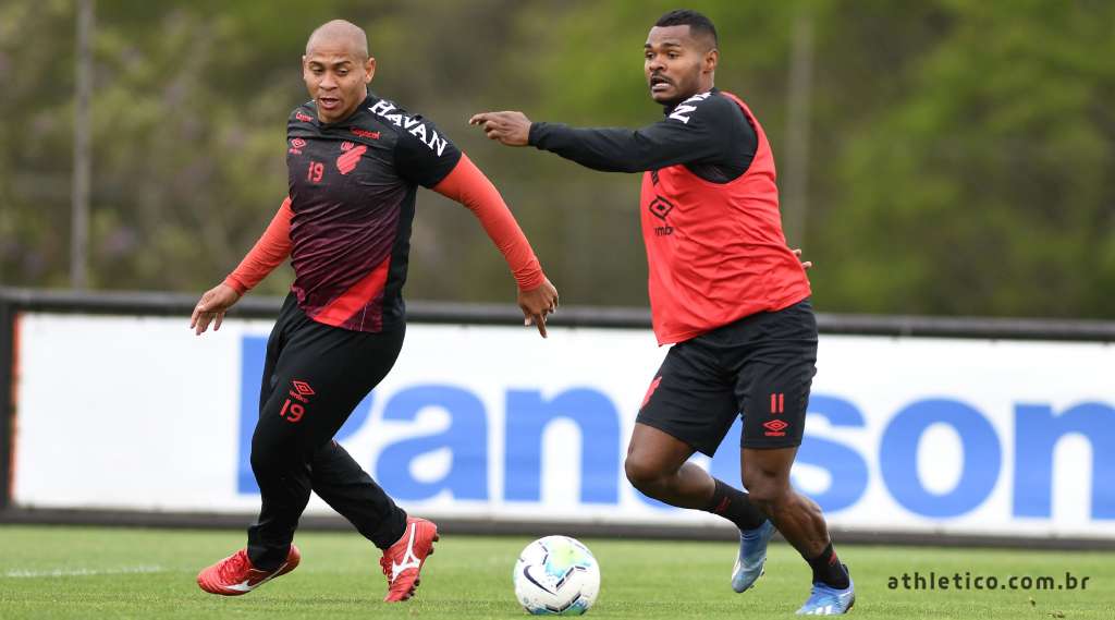 Athletico tem dois jogadores com covid no Uruguai e devem ficar de fora da Liberta