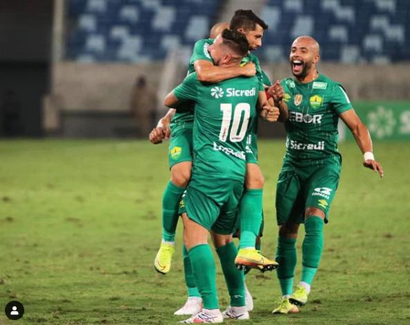 SÉRIE B: Cuiabá defenderá liderança e Sampaio tentará aumentar série invicta